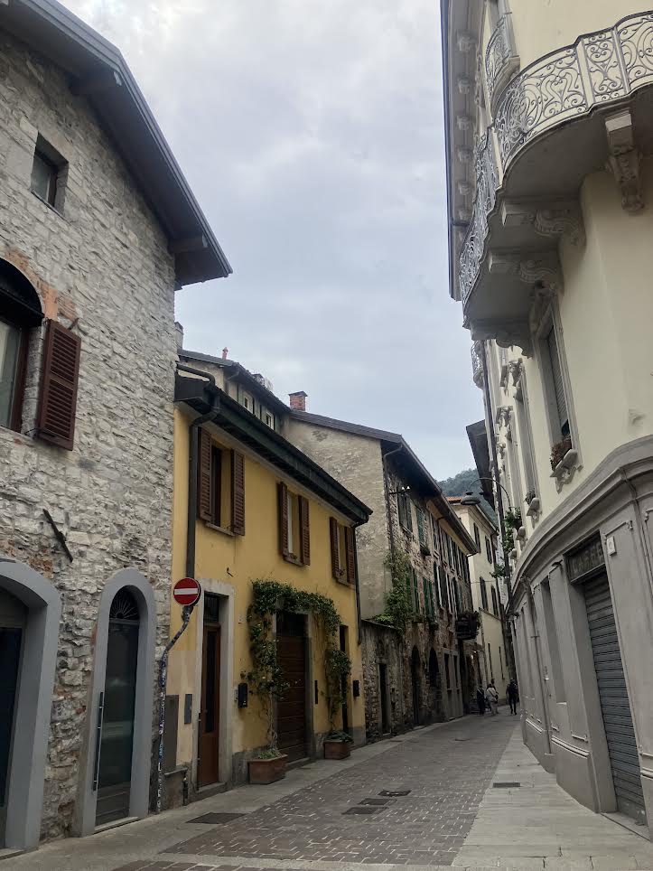 コモのダウンタウン風景