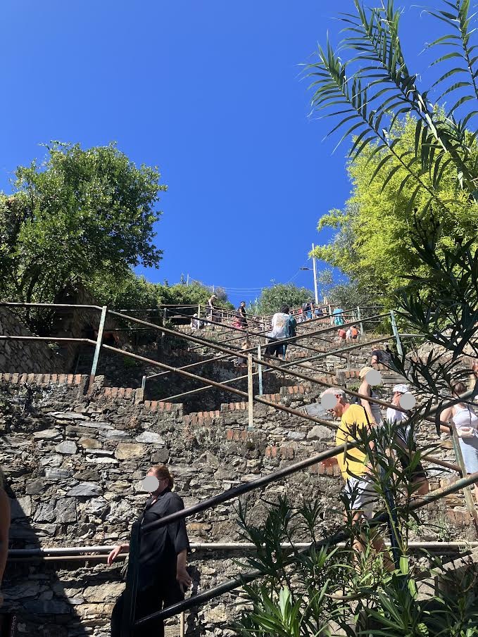 ラルダリーナ階段