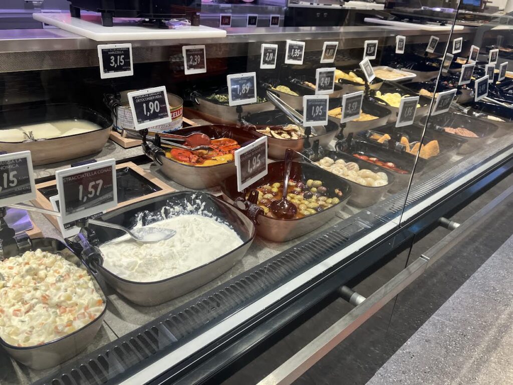 スーパーのお惣菜