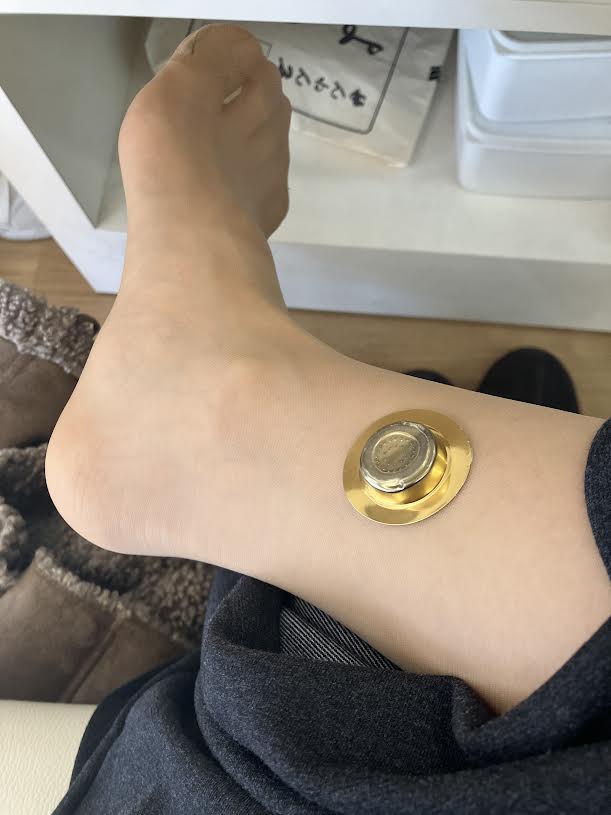 火を使わないお灸