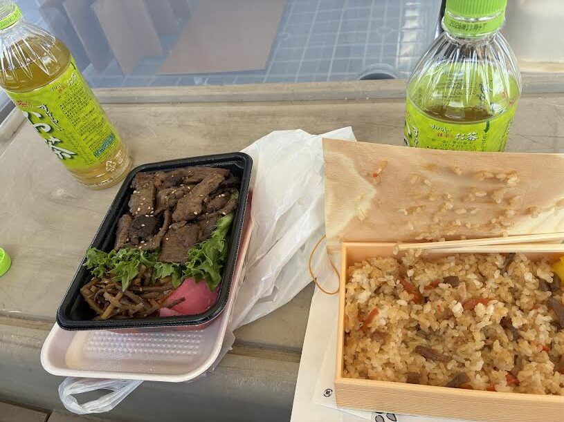 地元のグルメ、お弁当